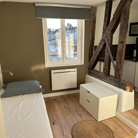 London Pub Brasserie Apartment Evreux
